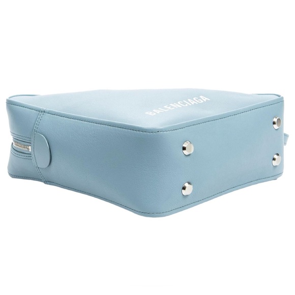 Auth Balenciaga Triangle Duffle Leather Bag - Picture 9 of 10